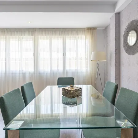 Soho Premium 4 Bedrooms Apartment *